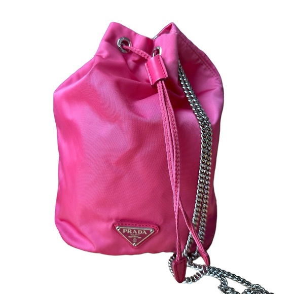 Prada Tessuto bucket bag - Picture 3 of 14